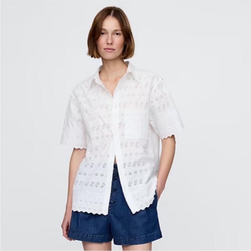Gap × DÔEN White Eyelet Button Down Medium
